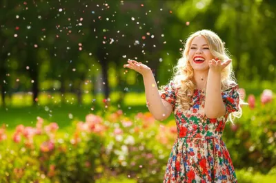 Illustration fluttering - Image 1