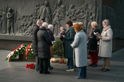 Illustration memorialize - Image 1