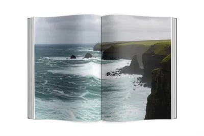 Illustration centerfold