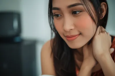 Illustration blushing - Image 1