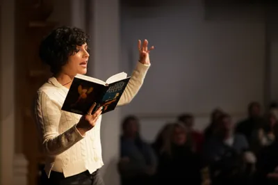 Illustration reader - Image 1