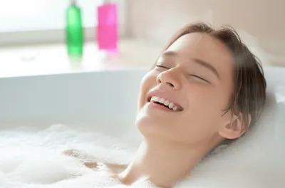 Illustration bathe - Image 1