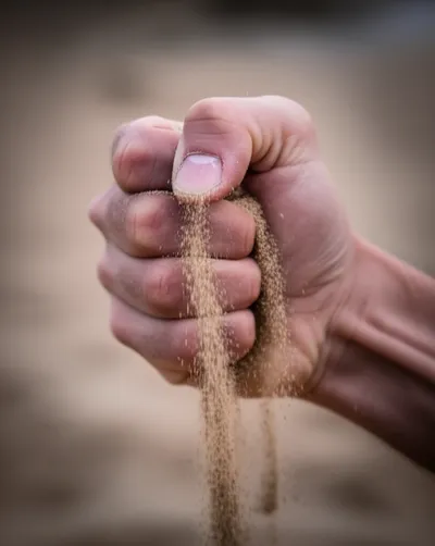 Illustration gripes - Image 1