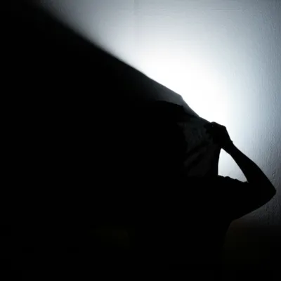 Illustration dark - Image 1