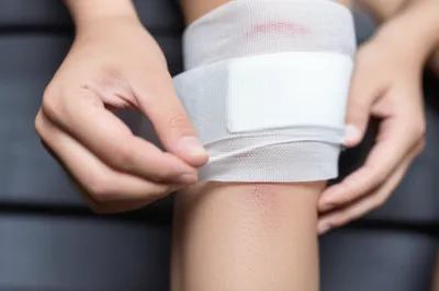 Illustration bandaging - Image 1