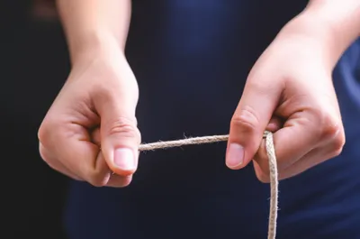 Illustration attack - Image 1