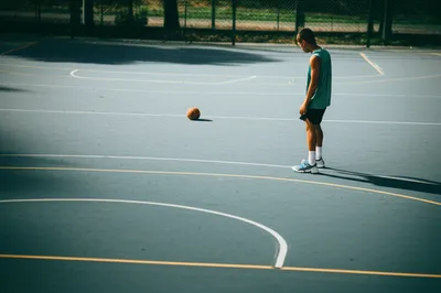 Illustration misses - Image 1