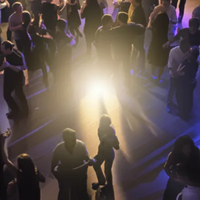 Illustration holes - Image 1