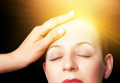 Illustration healer - Image 1