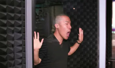 Illustration deafening - Image 1