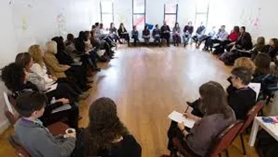 Illustration convene - Image 2