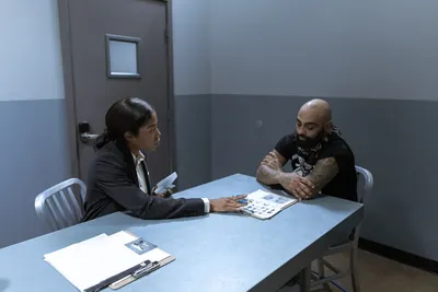 Illustration interrogating - Image 2