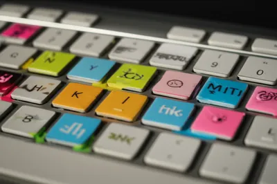 Illustration overlay - Image 1