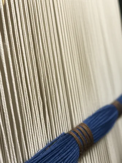 Illustration warp - Image 1