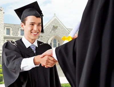 Illustration graduates - Image 1