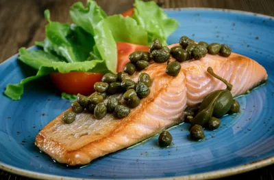 Illustration capered - Image 1