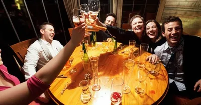 Illustration caroused - Image 1