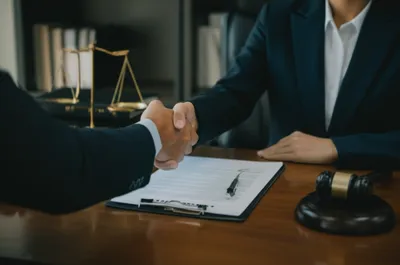 Illustration retaining - Image 1