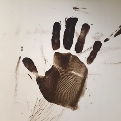 Illustration smudged - Image 1