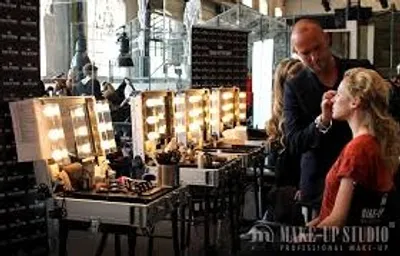 Illustration backstage - Image 2