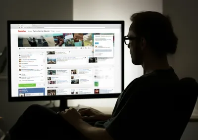 Illustration lurk - Image 1