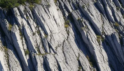 Illustration rockface - Image 1