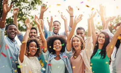 Illustration hurray - Image 1