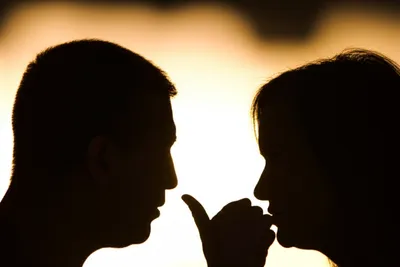 Illustration conversing - Image 1