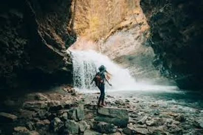 Illustration adventurous - Image 2