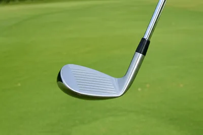 Illustration iron - Image 1