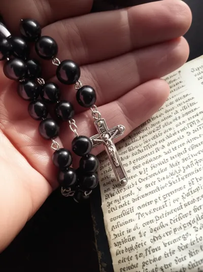 Illustration rosary - Image 1