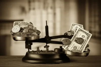 Illustration pounds - Image 1