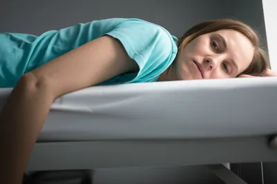 Illustration faint - Image 1