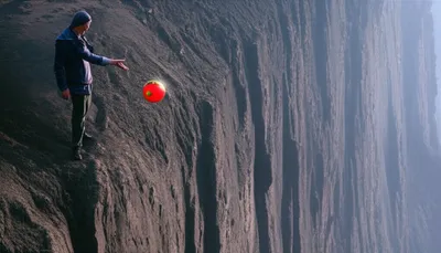 Illustration thrown - Image 1