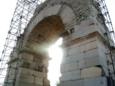 Illustration reconstructing