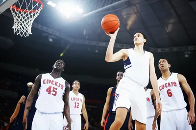 Illustration threw - Image 1