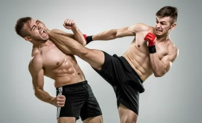 Illustration kneeing - Image 1