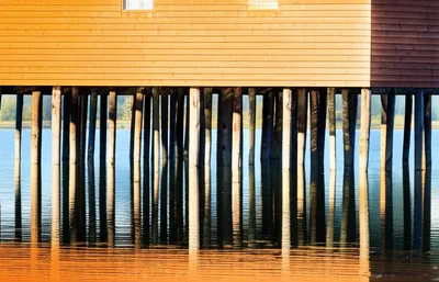 Illustration stilts - Image 1