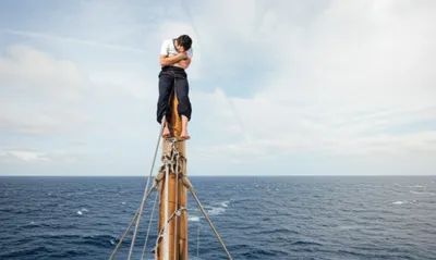 Illustration masthead - Image 1