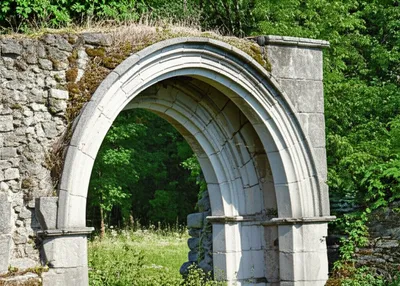 Illustration buttress - Image 1