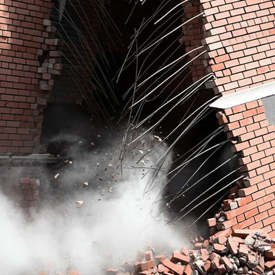 Illustration torn - Image 1