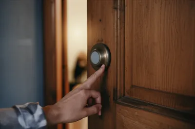 Illustration doorbell