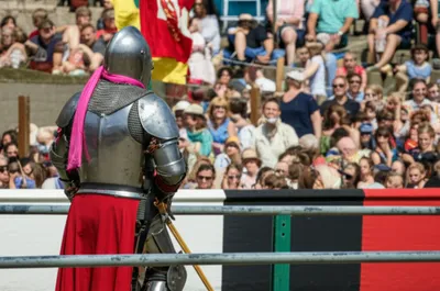 Illustration favour - Image 1