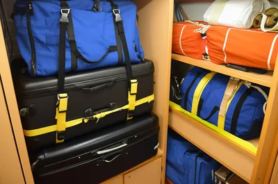 Illustration stow - Image 1