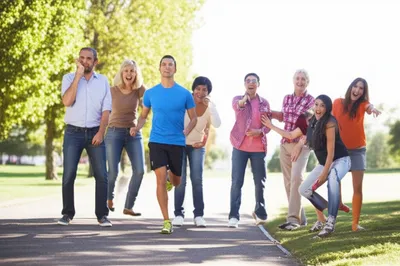 Illustration streaker - Image 1