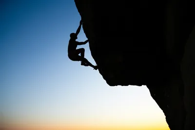 Illustration climbing - Image 1