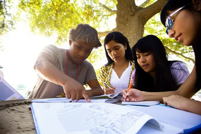 Illustration scholarships - Image 1