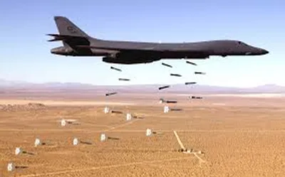 Illustration bomber - Image 2