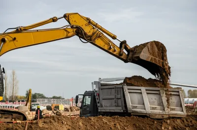 Illustration backhoe - Image 1