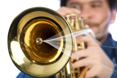 Illustration blow - Image 1